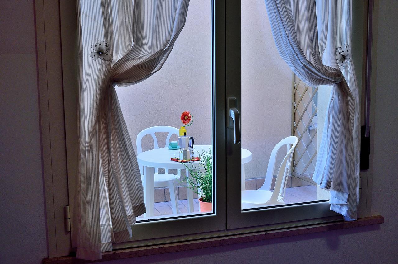 Residence Verbena Rimini Bagian luar foto
