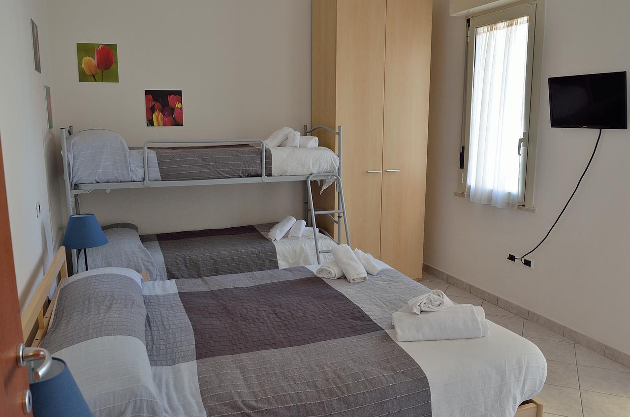 Residence Verbena Rimini Bagian luar foto